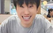 LOL世界冠(guān)军打刀塔被虐泉？Doinb带4个前职业，被怀疑是人機(jī)！